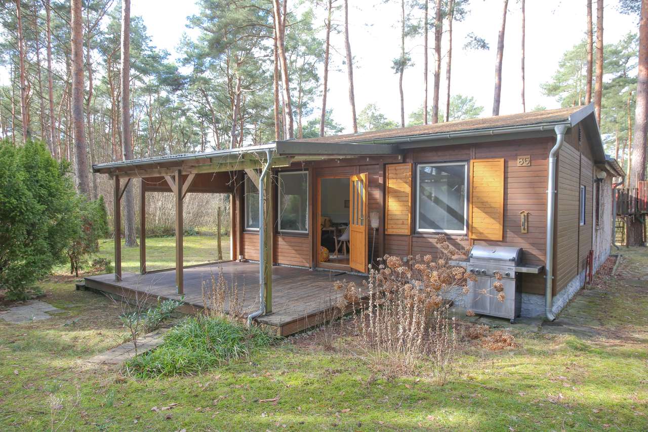 Helles Ferienhaus mit großzügigem Garten – Idyllische Lage am Bernsteinsee