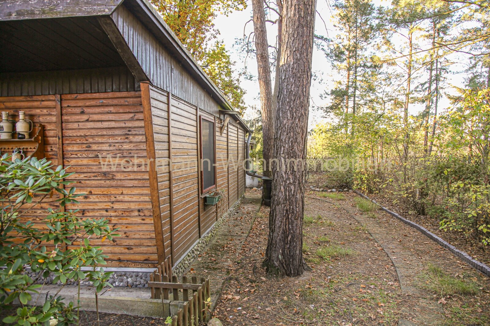 Tolles Sommerhaus mit großem Garten – Idyllische Lage in direkter Seenähe