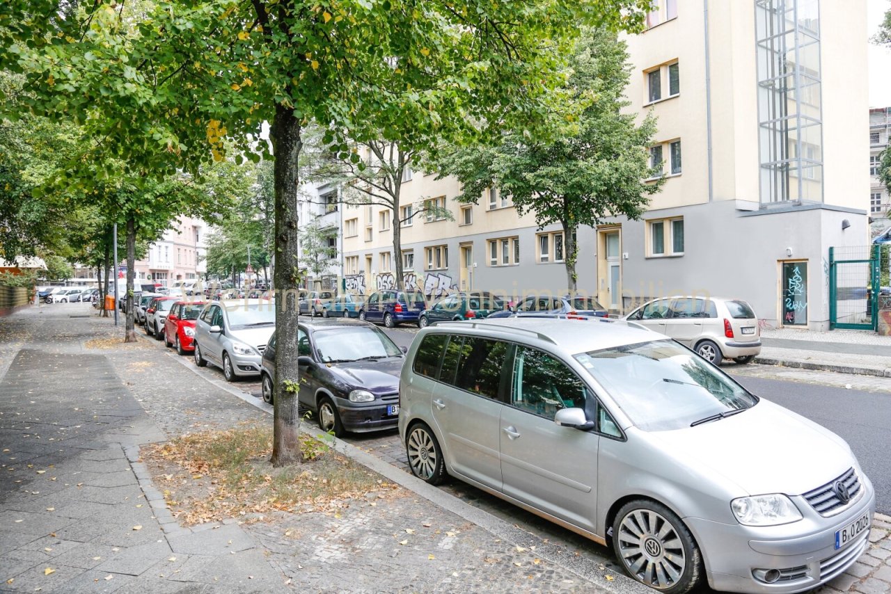 Straßenansicht