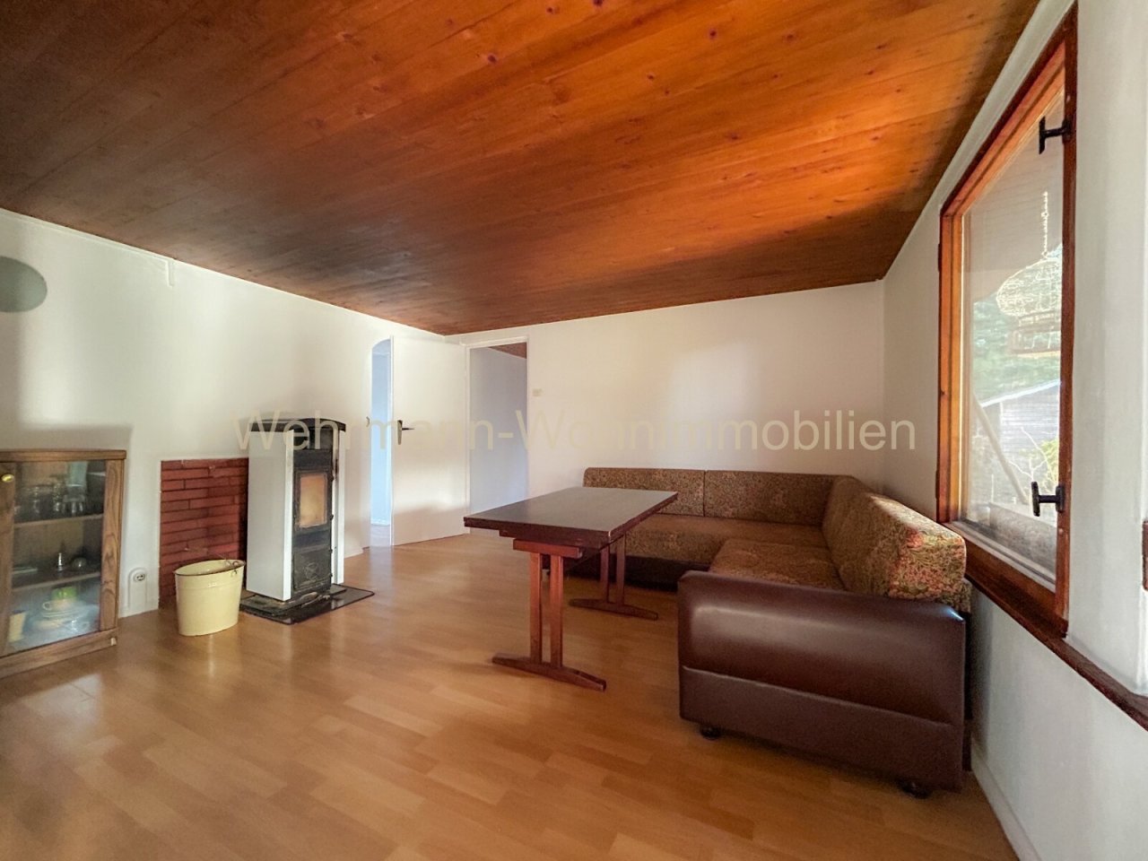 Wohnzimmer mit Kaminofen Wohnzimmer mit Kaminofen